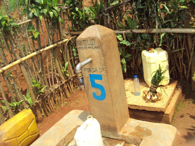 Fontana n° 5 a Namayange- CIGINA