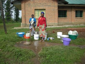 Realizzazione acqua a Kimbulu Butembo 009