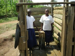 Realizzazione acqua a Kimbulu Butembo 019