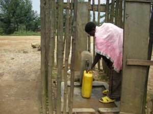 Realizzazione acqua a Kimbulu Butembo 025